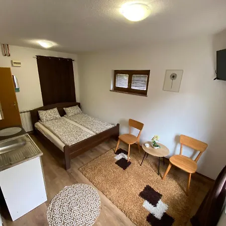 Apartment Studio *